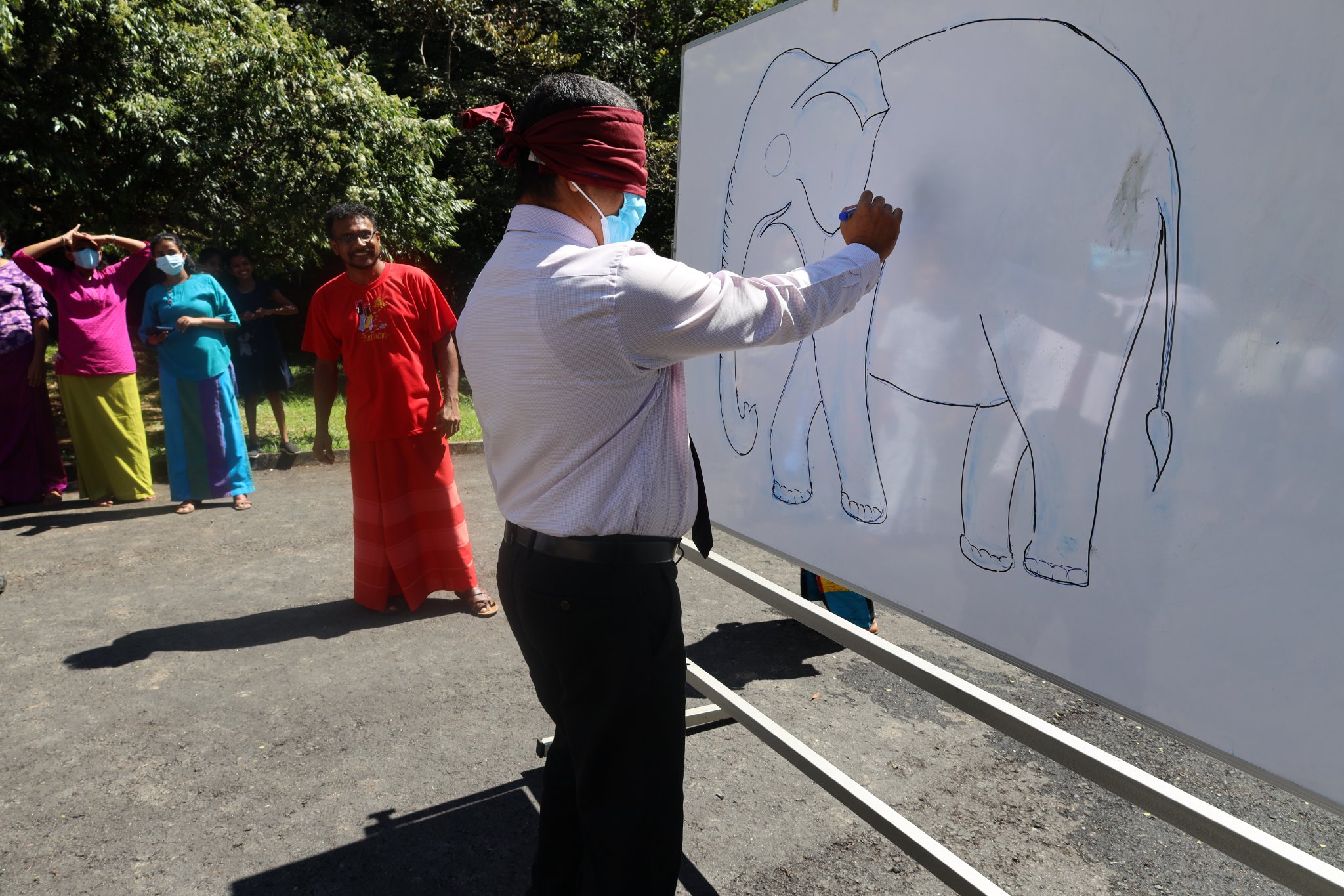 Gallery photo 3 for බක්මහ උළෙල.