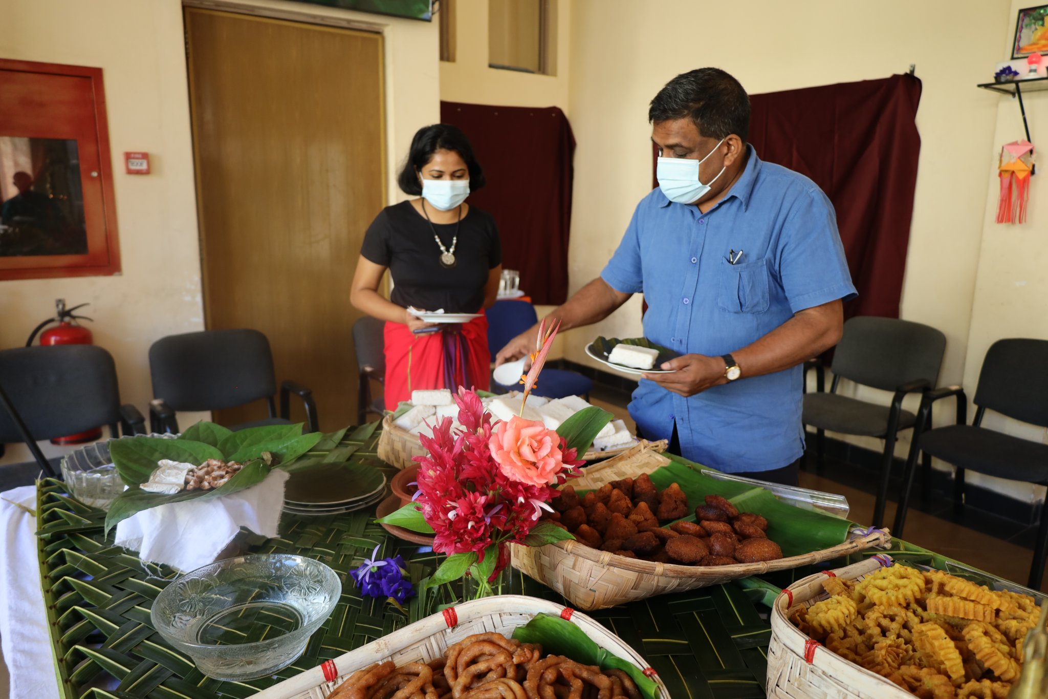 Gallery photo 4 for බක්මහ උළෙල.