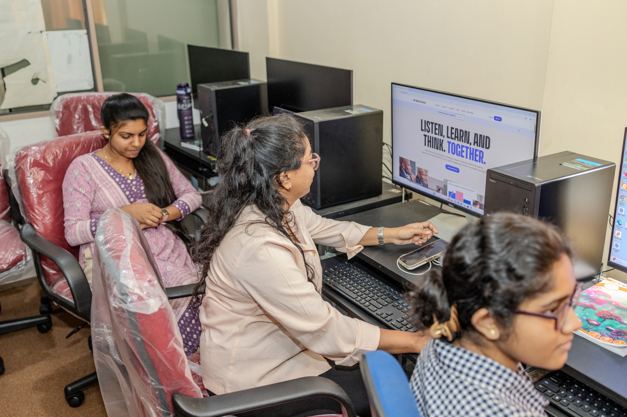 Gallery image 3 for 𝐖𝐨𝐫𝐤𝐬𝐡𝐨𝐩 𝐨𝐧 𝐒𝐭𝐫𝐞𝐧𝐠𝐭𝐡𝐞𝐧𝐢𝐧𝐠 𝐀𝐜𝐚𝐝𝐞𝐦𝐢𝐜 𝐏𝐫𝐨𝐟𝐢𝐥𝐞𝐬 𝐟𝐨𝐫 𝐑𝐞𝐬𝐞𝐚𝐫𝐜𝐡 𝐏𝐮𝐛𝐥𝐢𝐜𝐚𝐭𝐢𝐨𝐧 𝐒𝐮𝐜𝐜𝐞𝐬𝐬