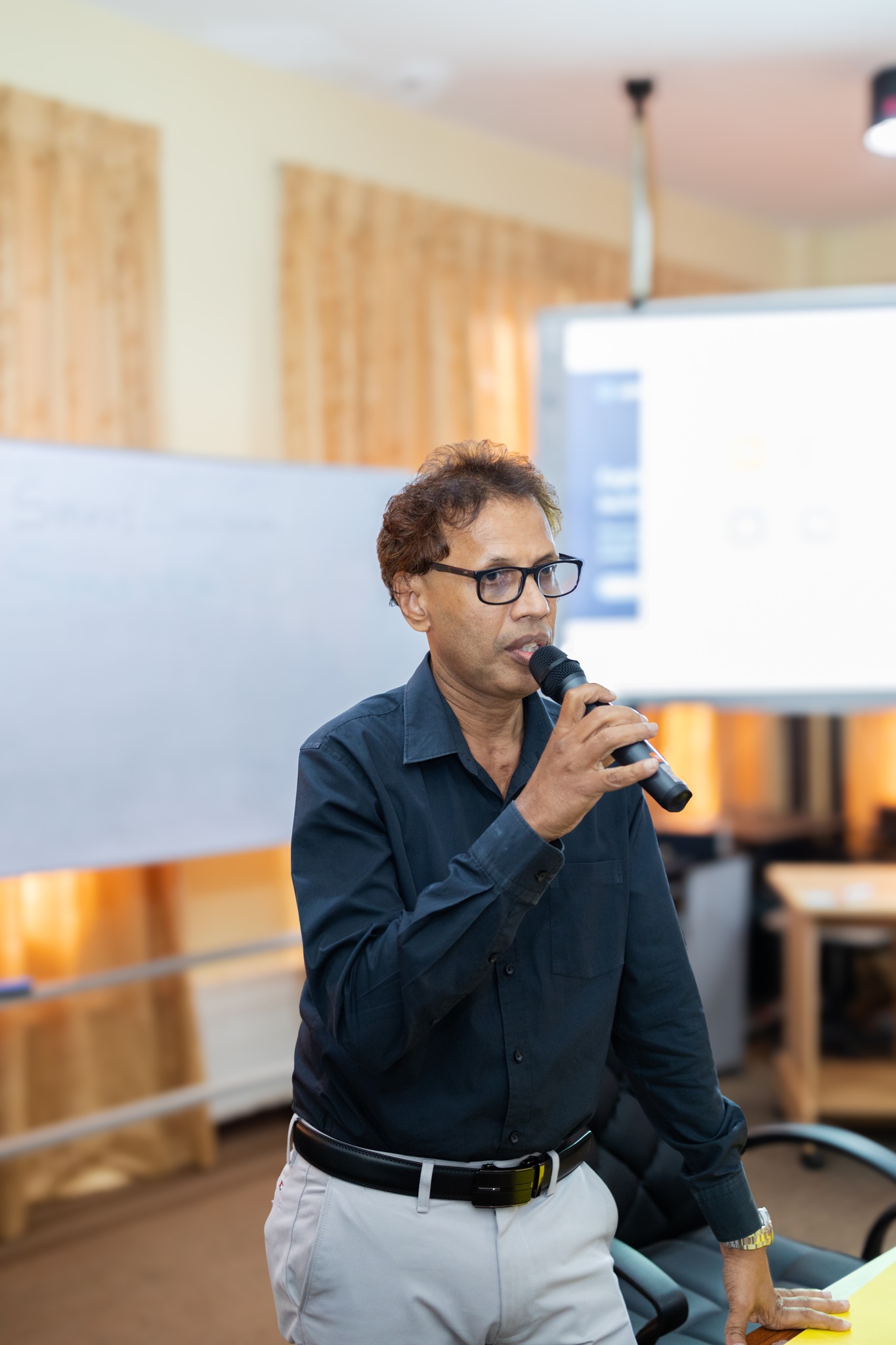 Gallery image 10 for 𝐖𝐨𝐫𝐤𝐬𝐡𝐨𝐩 𝐨𝐧 𝐒𝐭𝐫𝐞𝐧𝐠𝐭𝐡𝐞𝐧𝐢𝐧𝐠 𝐀𝐜𝐚𝐝𝐞𝐦𝐢𝐜 𝐏𝐫𝐨𝐟𝐢𝐥𝐞𝐬 𝐟𝐨𝐫 𝐑𝐞𝐬𝐞𝐚𝐫𝐜𝐡 𝐏𝐮𝐛𝐥𝐢𝐜𝐚𝐭𝐢𝐨𝐧 𝐒𝐮𝐜𝐜𝐞𝐬𝐬