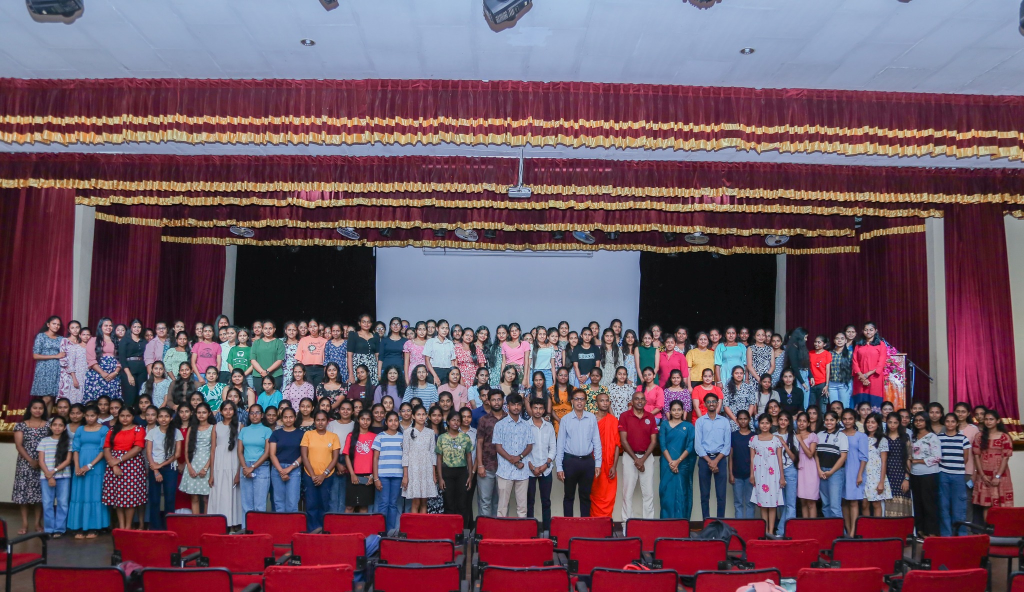 Gallery image 11 for W𝐨𝐫𝐤𝐬𝐡𝐨𝐩 𝐨𝐧 𝐂𝐮𝐥𝐭𝐢𝐯𝐚𝐭𝐢𝐧𝐠 𝐚 𝐆𝐫𝐨𝐰𝐭𝐡 𝐌𝐢𝐧𝐝𝐬𝐞𝐭