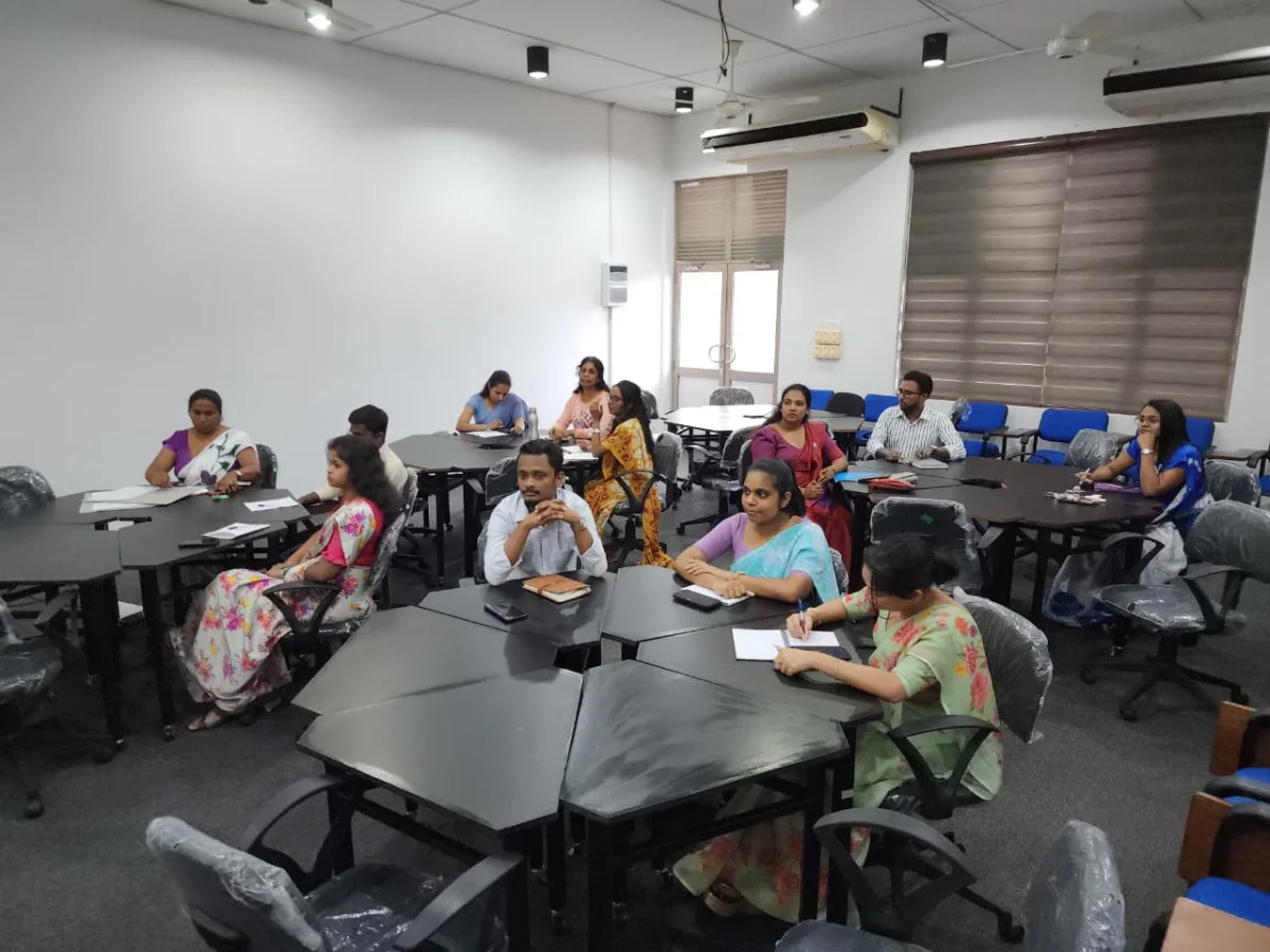 Gallery photo 4 for 𝐕𝐈𝐈 𝐀𝐜𝐚𝐝𝐞𝐦𝐢𝐜 𝐆𝐫𝐨𝐮𝐩 𝐌𝐞𝐧𝐭𝐨𝐫𝐢𝐧𝐠 𝐒𝐞𝐬𝐬𝐢𝐨𝐧 𝐨𝐧 𝐏𝐮𝐛𝐥𝐢𝐜𝐚𝐭𝐢𝐨𝐧 𝐒𝐤𝐢𝐥𝐥𝐬